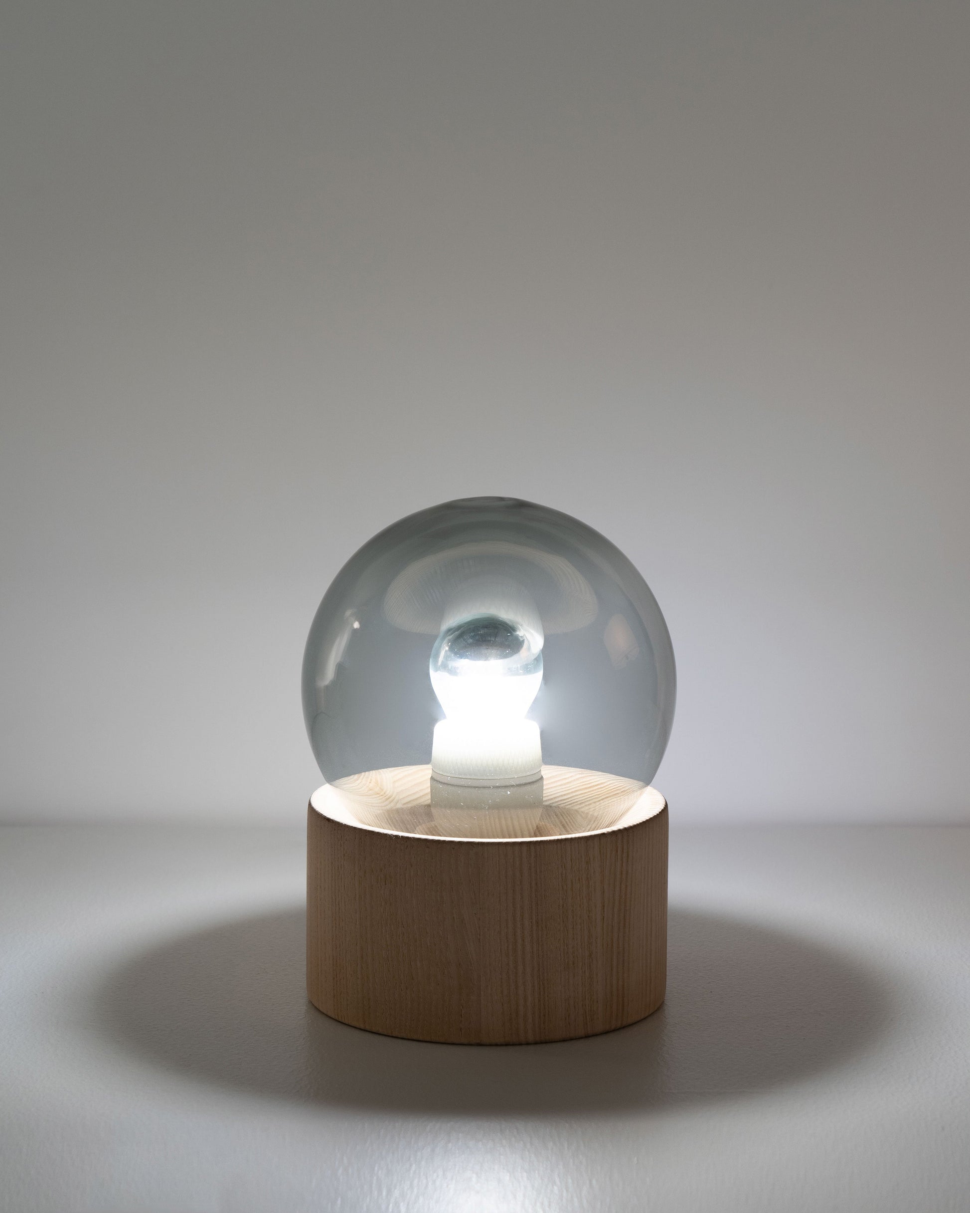 Lampe de table ambre